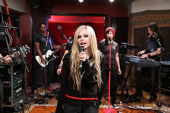avril lavigne toronto canada orange lounge recording studio